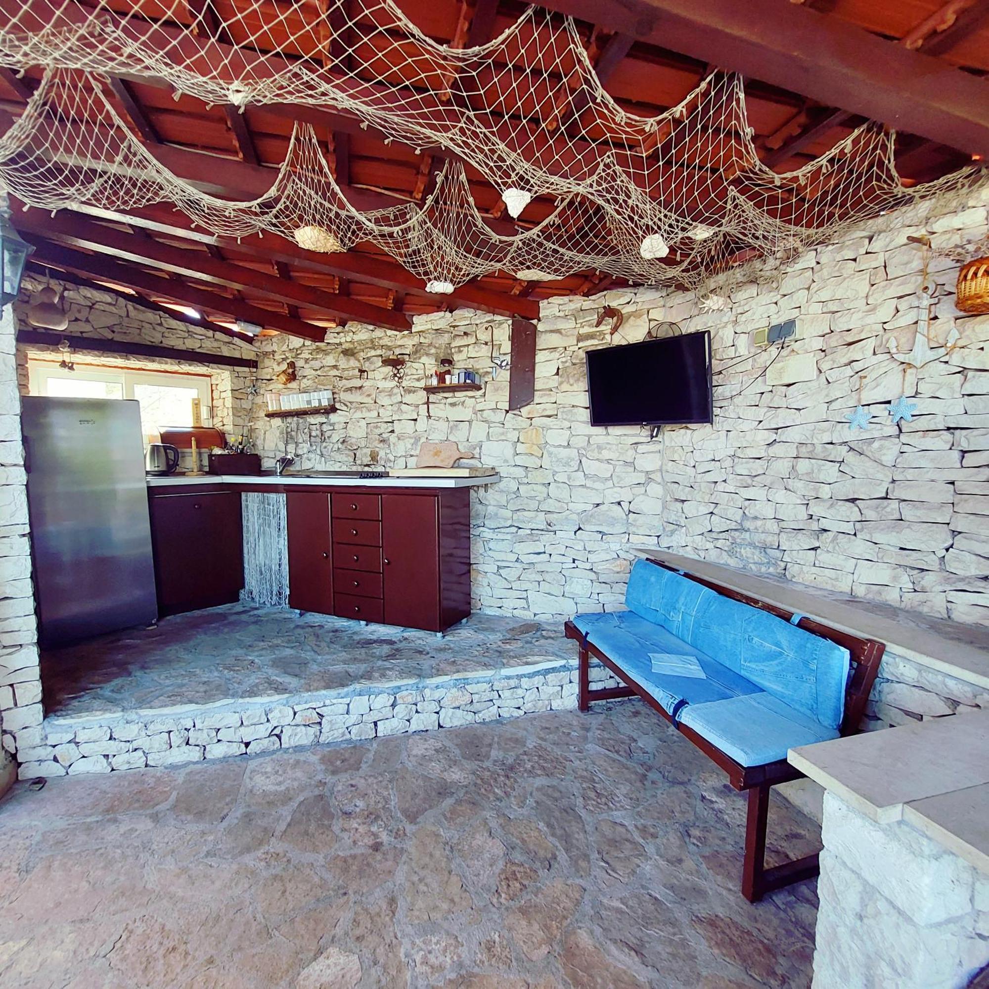 Charming Villa Nika With The Pool San Pietro di Brazza Esterno foto