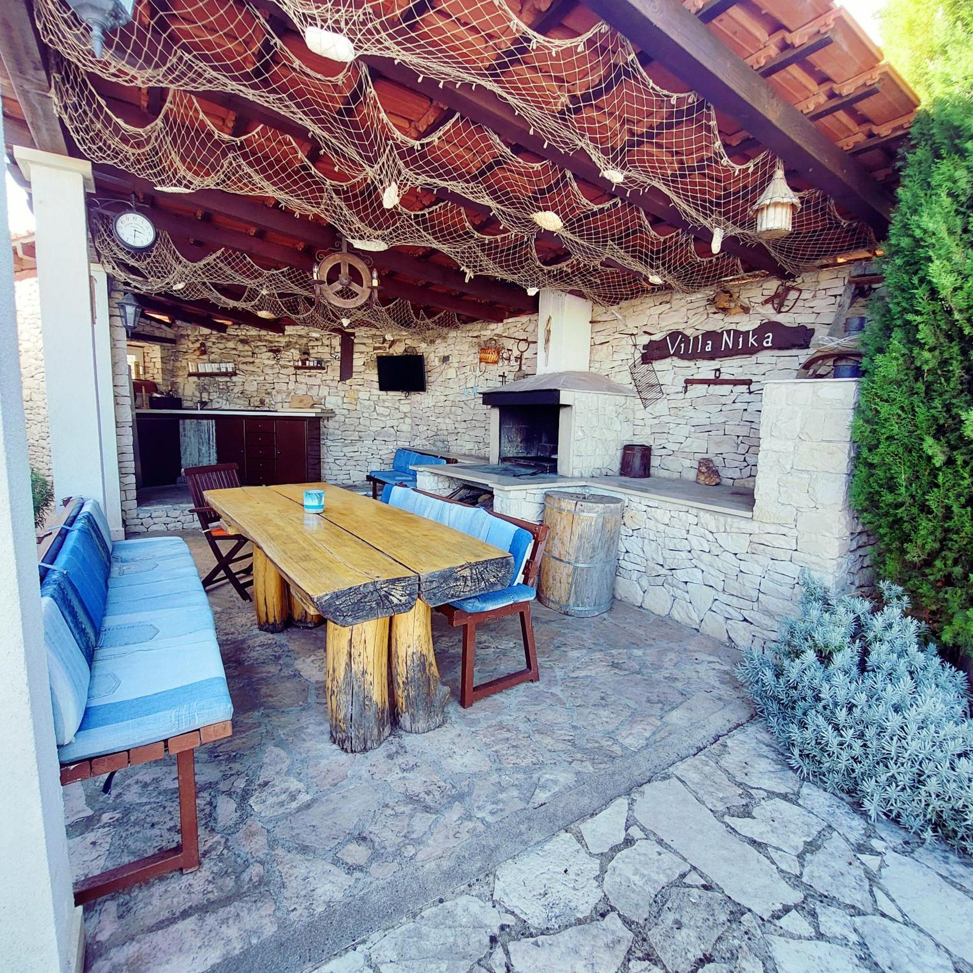 Charming Villa Nika With The Pool San Pietro di Brazza Esterno foto